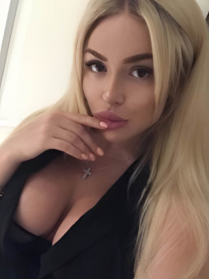 Галина привлекальеная девушка из Бобруйска цена от 2000 руб