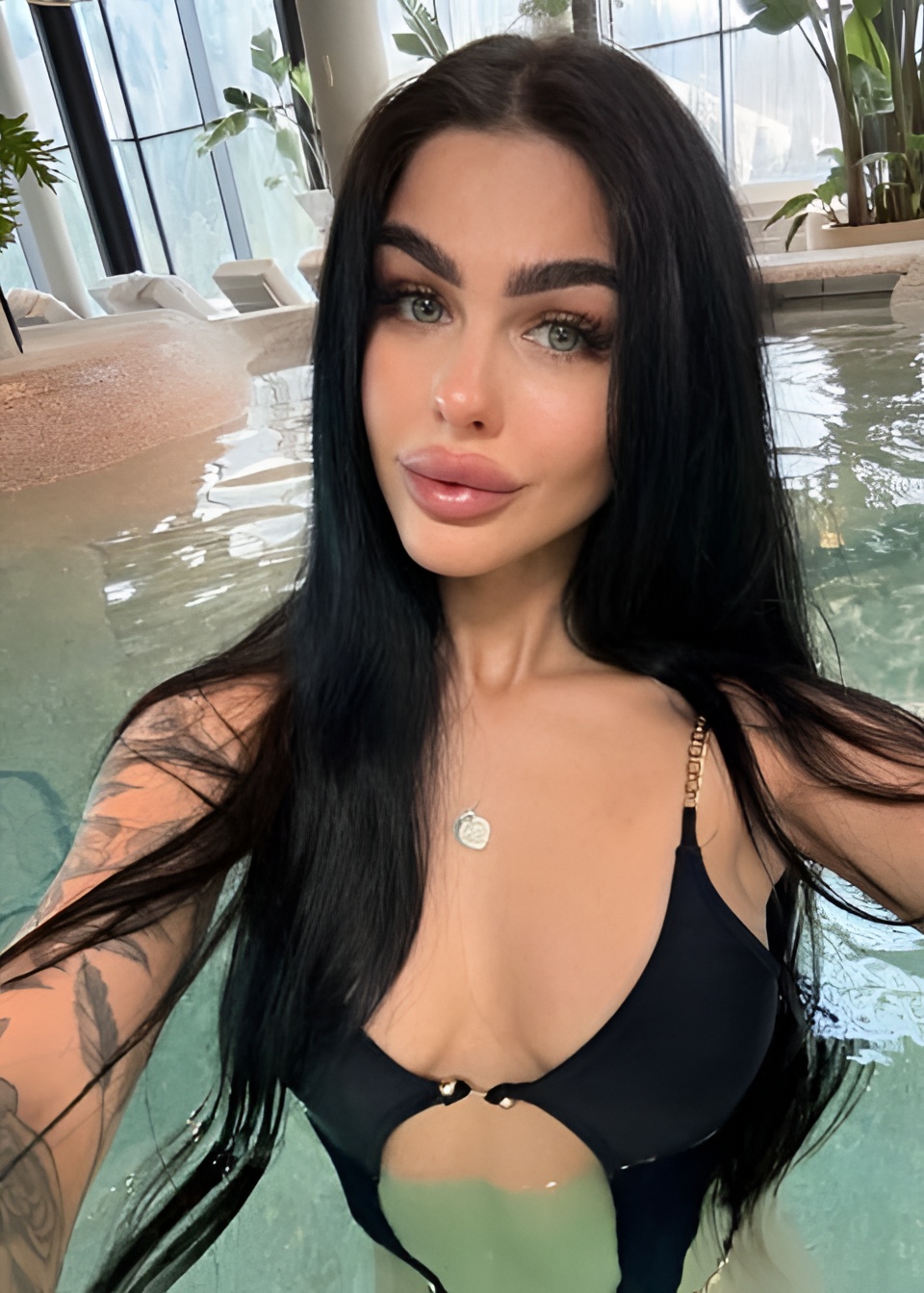 ДАШЕНЬКА привлекательная девушка из Бобруйска цена от 15000 руб