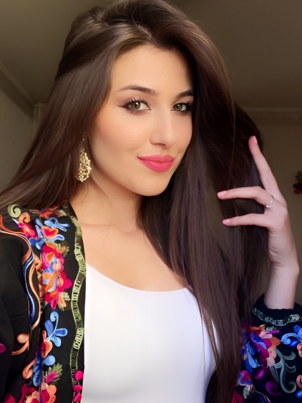 Алиана привлекательная девушка из Бобруйска цена от 2000 руб