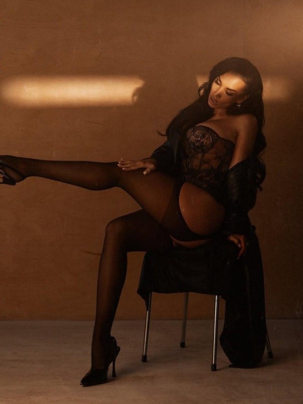 Таисия привлекательная девушка из Бобруйска цена от 7000 руб